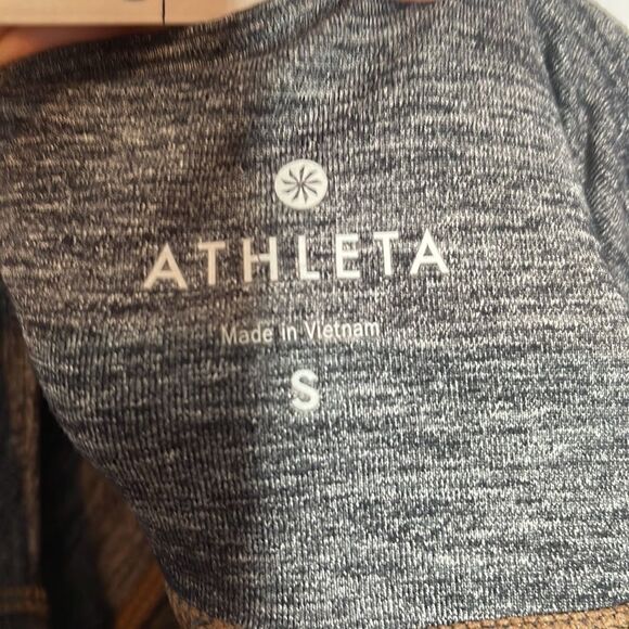 Athleta Revelation Gray/Brown Stitch. Flare Leg Yoga Pants. Size Small. - Picture 9 of 9